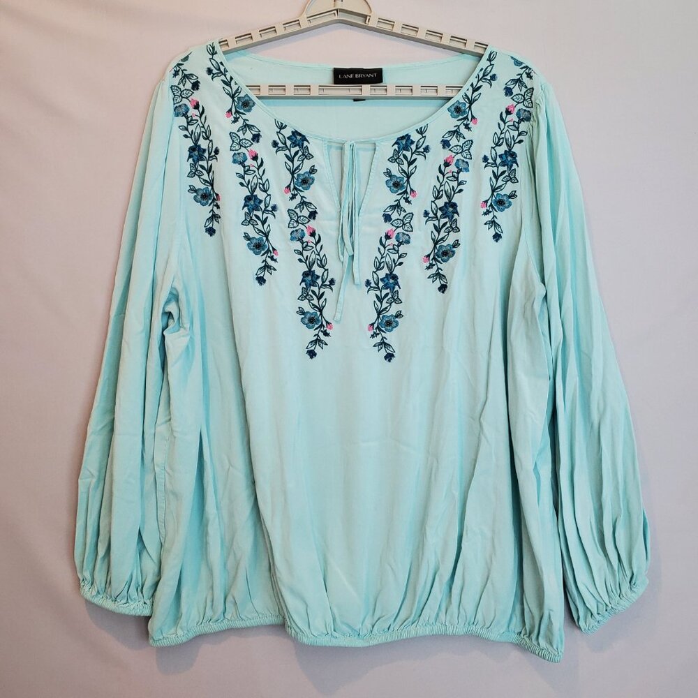 Lane Bryant Women's Top 22 Icy Blue Embroidered Stretch Romantic Cottage Boho